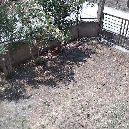 Garden Maisonnette 2-Bedrooms Sleeps 6 Adults 200M From Sandy Beach Аспровалта Екстериор снимка