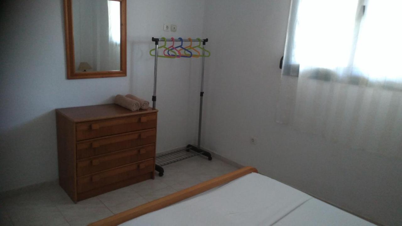 Garden Maisonnette 2-Bedrooms Sleeps 6 Adults 200M From Sandy Beach Аспровалта Екстериор снимка