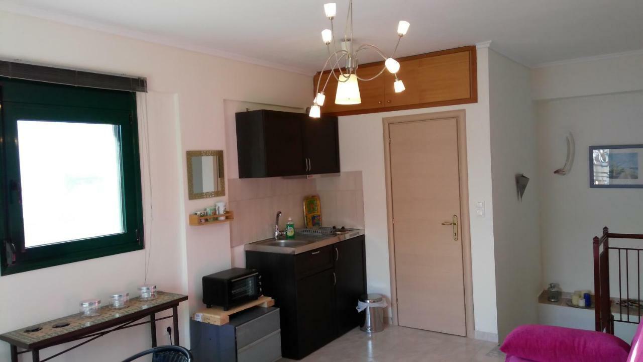 Garden Maisonnette 2-Bedrooms Sleeps 6 Adults 200M From Sandy Beach Аспровалта Екстериор снимка